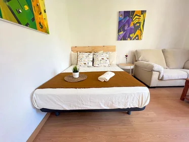Habitación privada en Carrer d'Alfara del Patriarca, 46025 València, Valencia, Spain, imagen 2 de 29