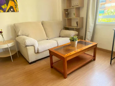 Habitación privada en Carrer d'Alfara del Patriarca, 46025 València, Valencia, Spain, imagen 13 de 29