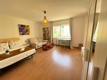 Habitación privada en Carrer d'Alfara del Patriarca, 46025 València, Valencia, Spain, imagen 7 de 29