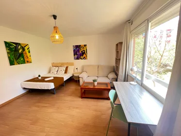 Habitación privada en Carrer d'Alfara del Patriarca, 46025 València, Valencia, Spain, imagen 8 de 29