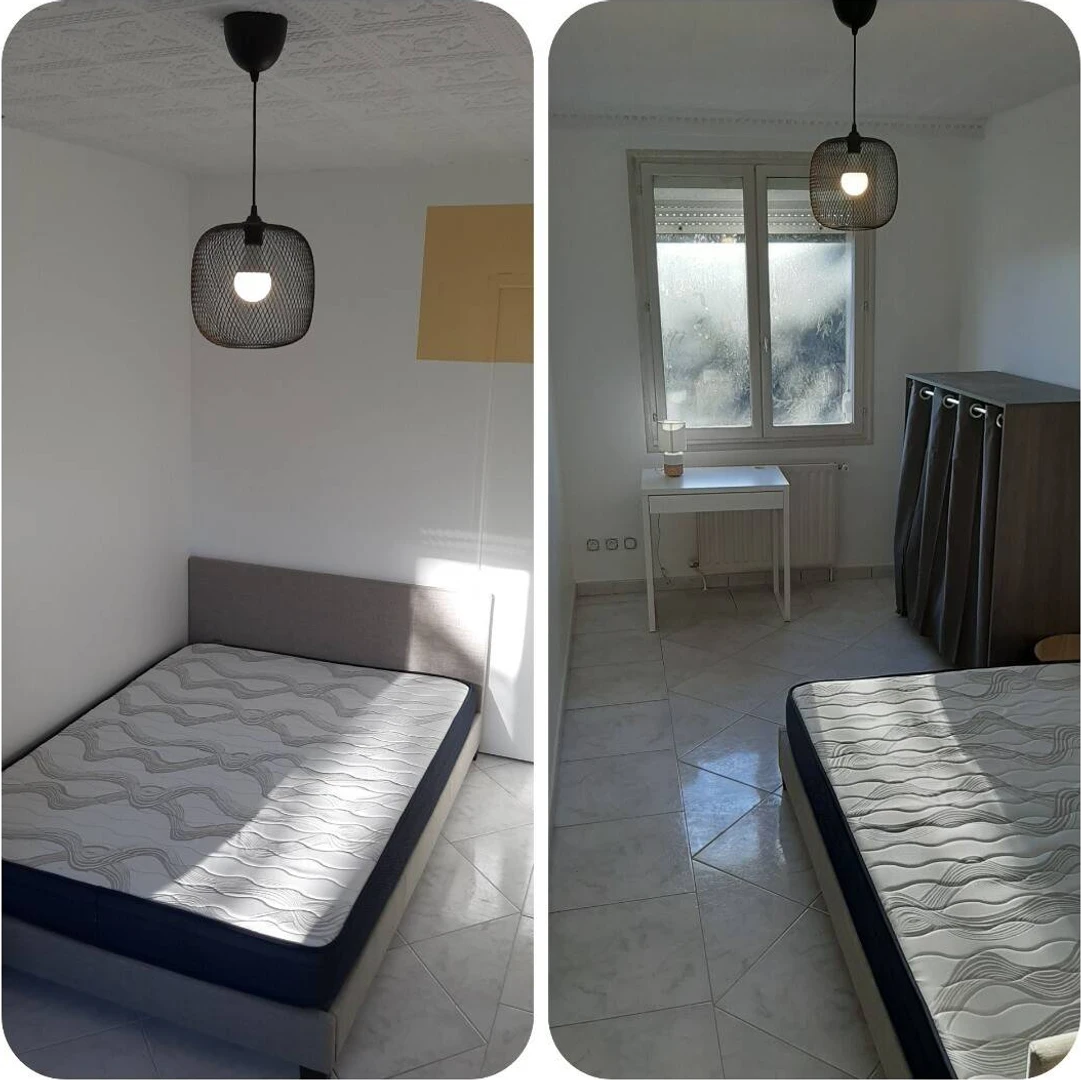Renting rooms by the month in Villeurbanne
