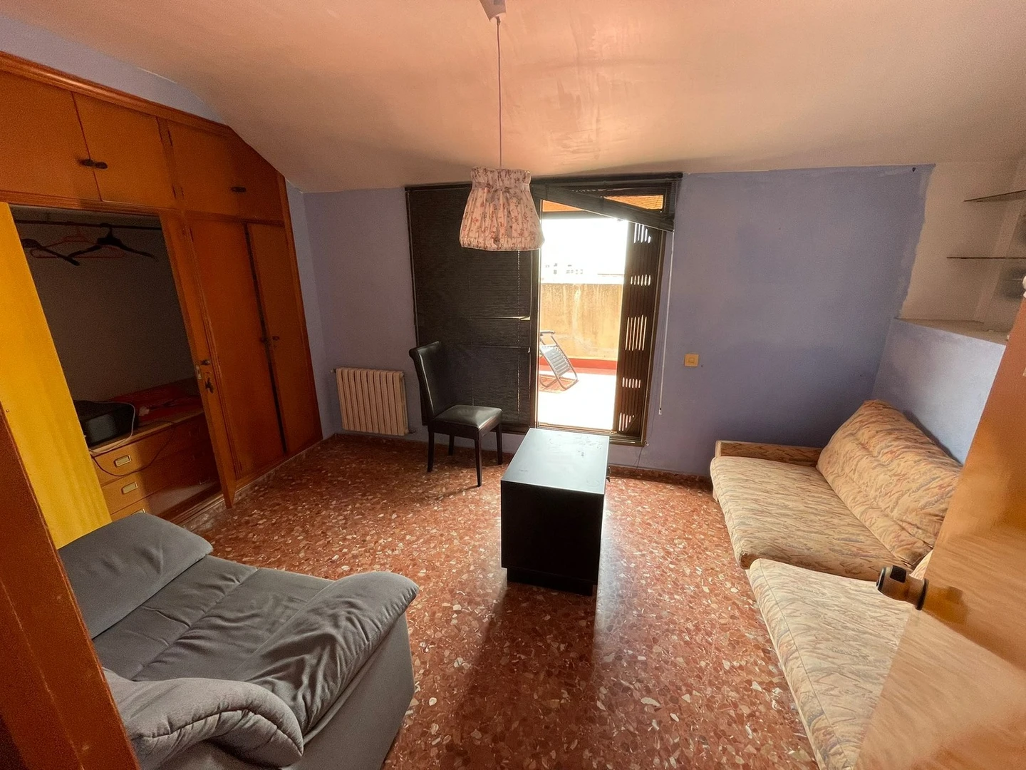 Pokój do wynajęcia z podwójnym łóżkiem w Castellón De La Plana