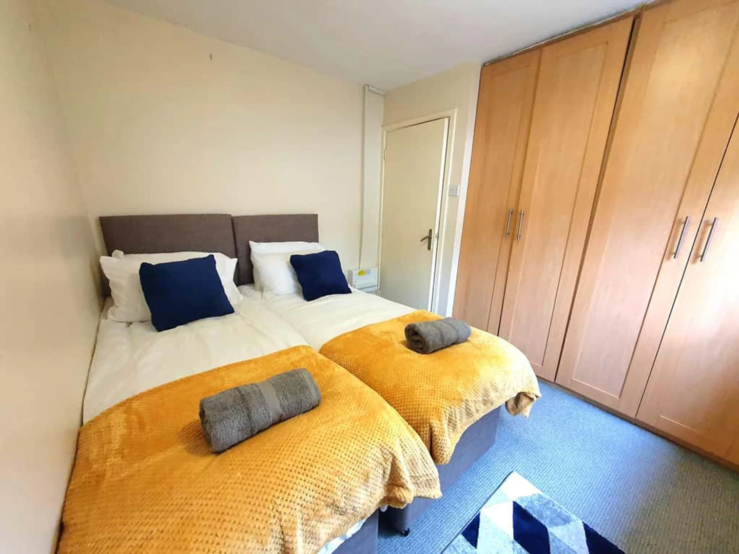 Alojamiento con 3 habitaciones en Leeds