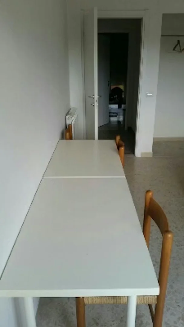 Studentenfreundliches Zimmer in  mit modernen Annehmlichkeiten