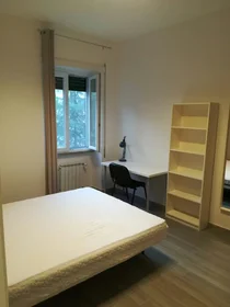Quarto privado em Viale di Valle Aurelia, Aurelio, imagem 1 de 7