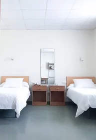 Habitación compartida en Calle Miguel de Muzquiz, , imagen 1 de 10
