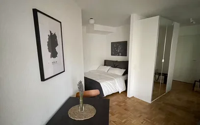 Logement entier à Neue Grünstraße, Mitte, image 5 de 10