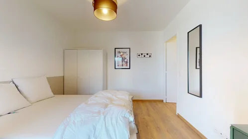 Chambre privée à Avenue de Presov, Saint-Denis, image 1 de 8