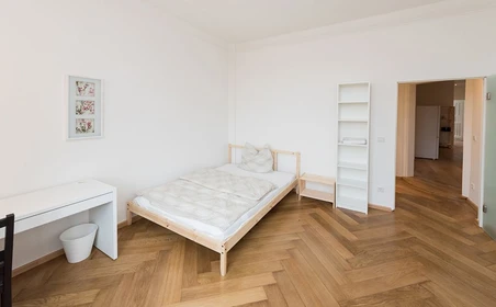 Room for rent with double bed Munchen