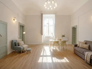 Apartamento inteiro em Strada Bianchi-Dottula, Bari Vecchia, imagem 1 de 10