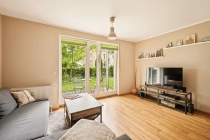 Appartamento intero in Rothhäuserstraße, Prohlis, immagine 1 di 10