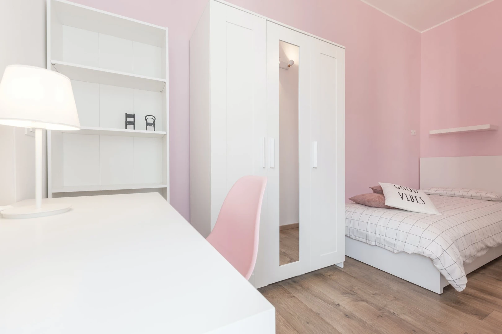 Room for rent in a shared flat in Ferrara