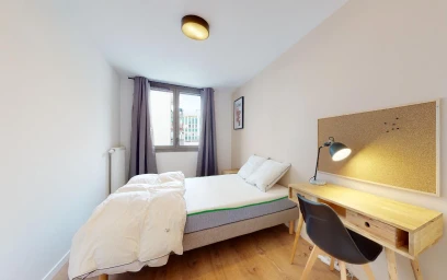 Private room in residence at 4 Rue Molière, image 1 of 18