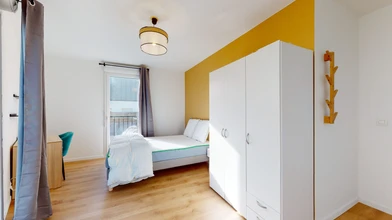 Renting rooms by the month in Paris