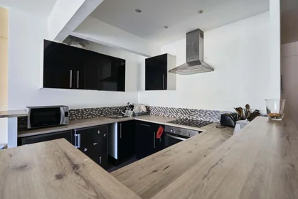 私人房间 在 1 Rue Cardinal Suhard, 51100 Reims, France, 20的图像15