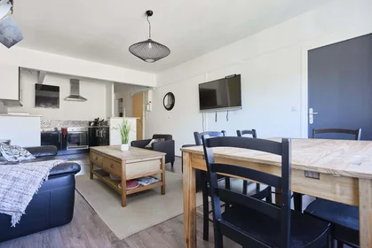 私人房间 在 1 Rue Cardinal Suhard, 51100 Reims, France, 20的图像6