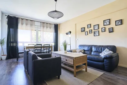 私人房间 在 1 Rue Cardinal Suhard, 51100 Reims, France, 20的图像8