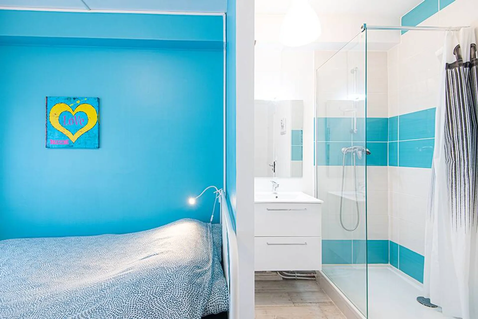 Habitación estudiantil económica con ubicación conveniente en 