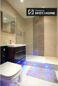 Quarto privado em Park Road, imagem 15 de 19