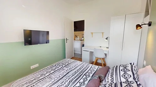 Privatzimmer in der Rue Président Kennedy, , bild 5 von 10