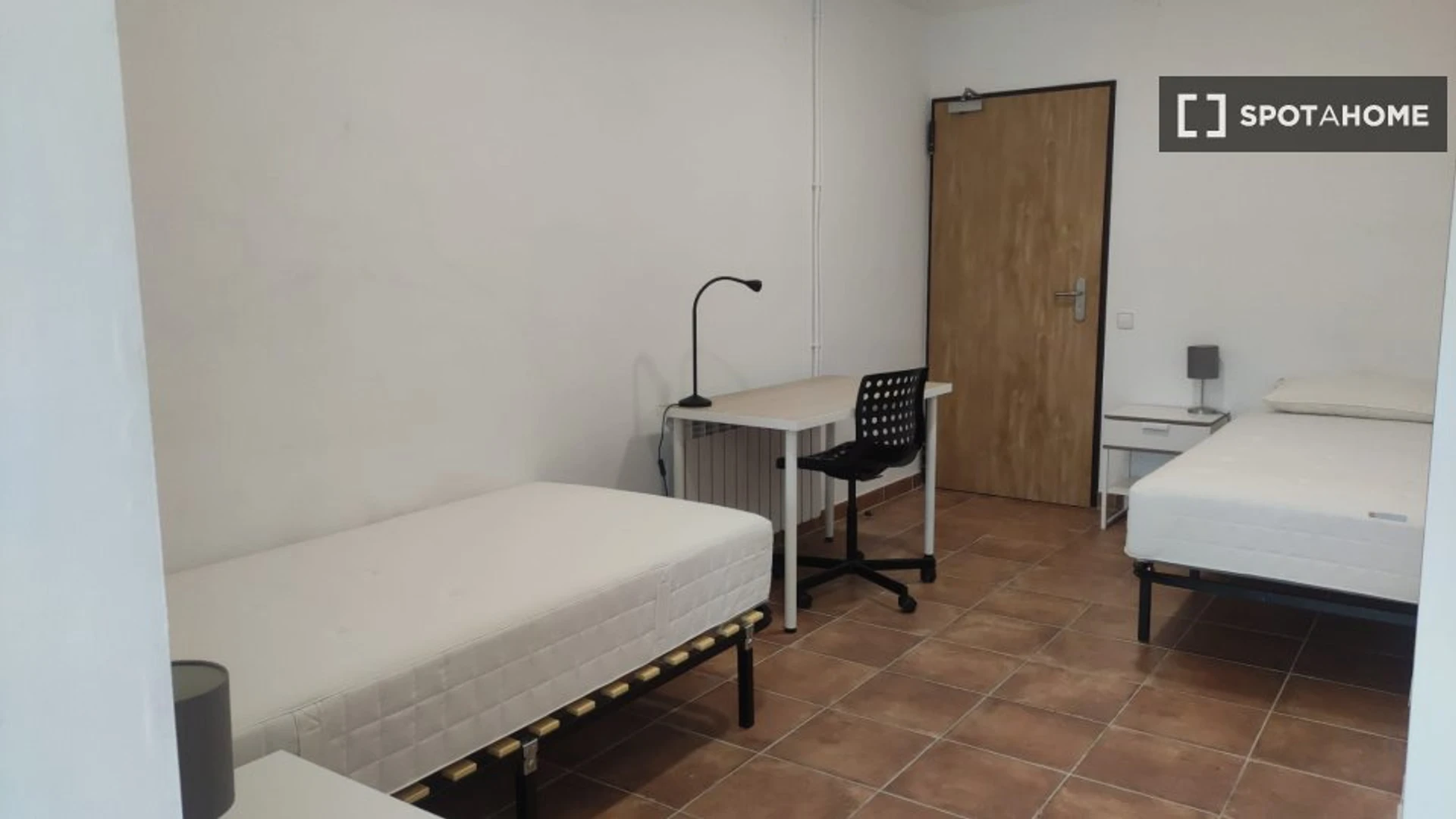 Alquiler de habitación en piso compartido en Cerdanyola Del Vallès