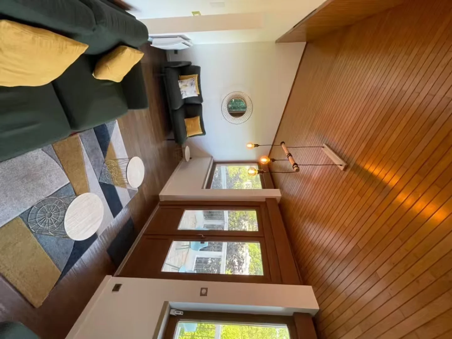 Affordable room for students with ample lighting in 
