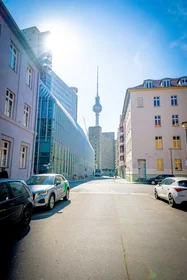Quarto privado em Kleine Alexanderstraße, Mitte, imagem 10 de 10
