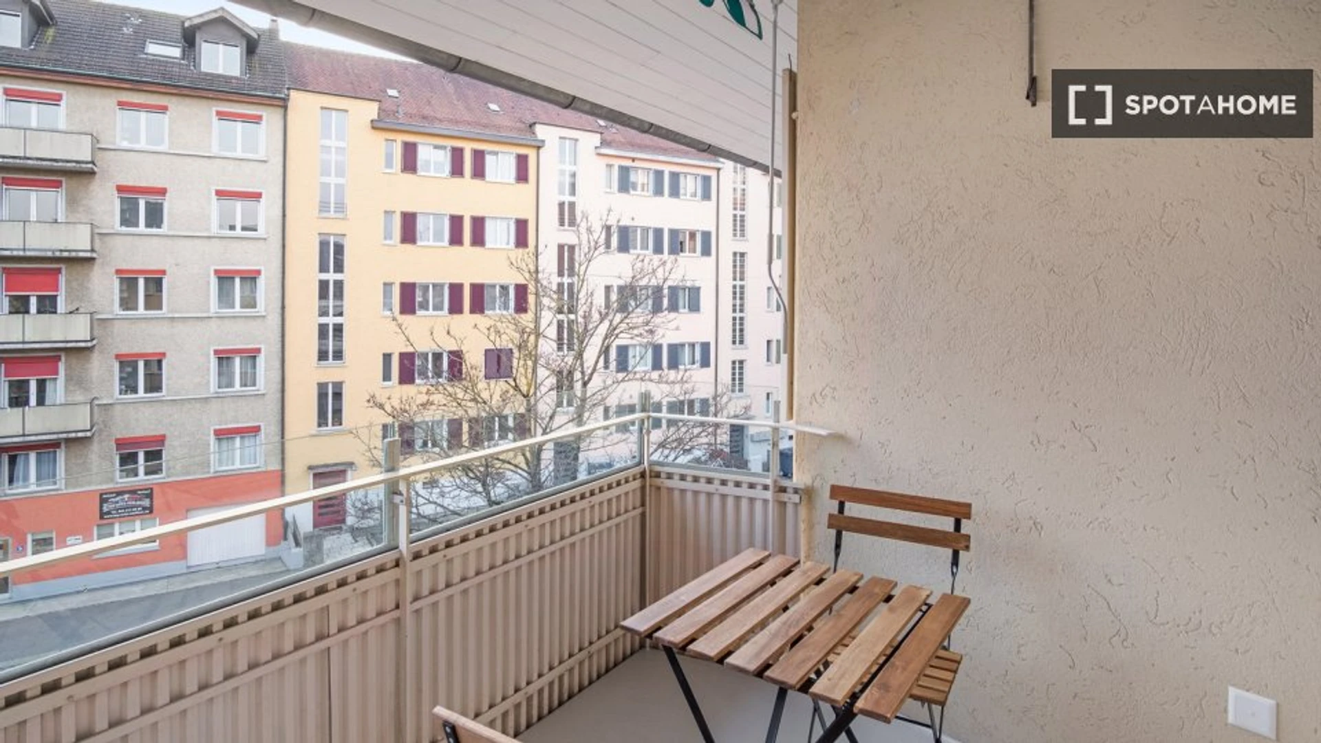 Appartement entièrement meublé à Zurich