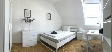 Private room at Liniengasse, 6. Bezirk-Mariahilf, image 1 of 9
