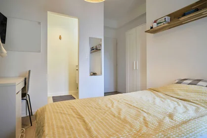 Habitación privada en 27 rue MARECHAL OUDINOT, imagen 10 de 13