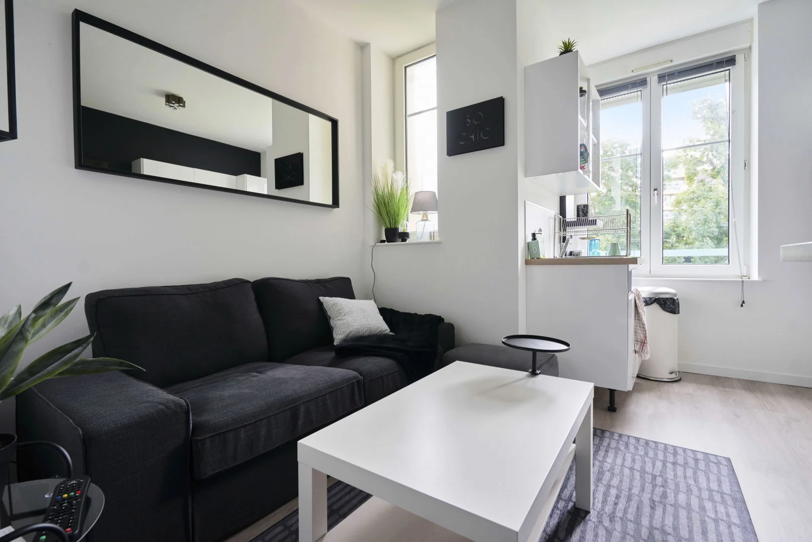 Habitación para estudiantes en  con área de estudio y facilidades compartidas