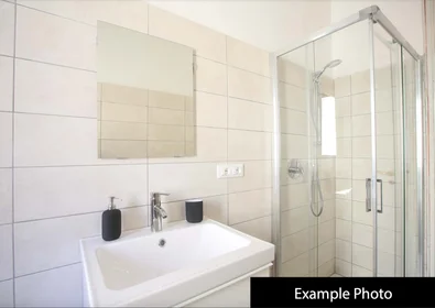 Privatzimmer in der Via Giuseppe Soli, 9, 41121 Modena MO, Italy, bild 18 von 18