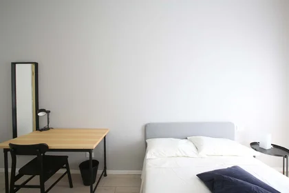 Chambre privée à Via Giuseppe Soli, 9, 41121 Modena MO, Italy, image 6 de 20