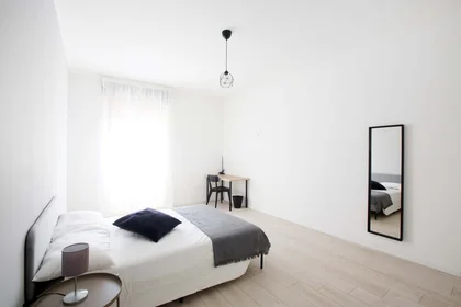 Habitación privada en Via Giuseppe Soli, 9, 41121 Modena MO, Italy, imagen 1 de 20