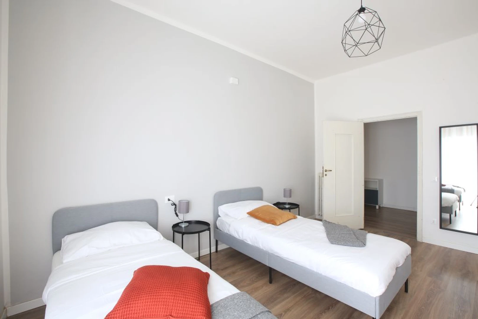 Zimmer mit Doppelbett zu vermieten modena