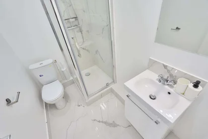 Private room at 271 Rue d'Estienne d'Orves, 92700 Colombes, France, image 6 of 39