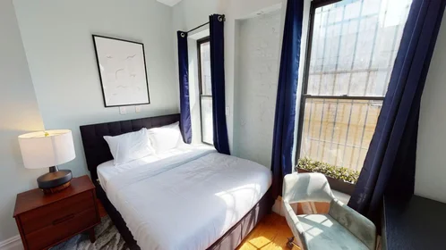 Habitación privada en 9th Ave, Clinton, imagen 1 de 10