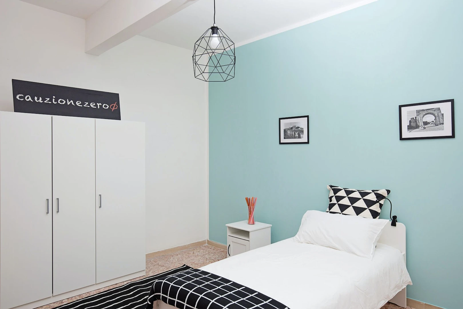 Cheap private room in Rimini