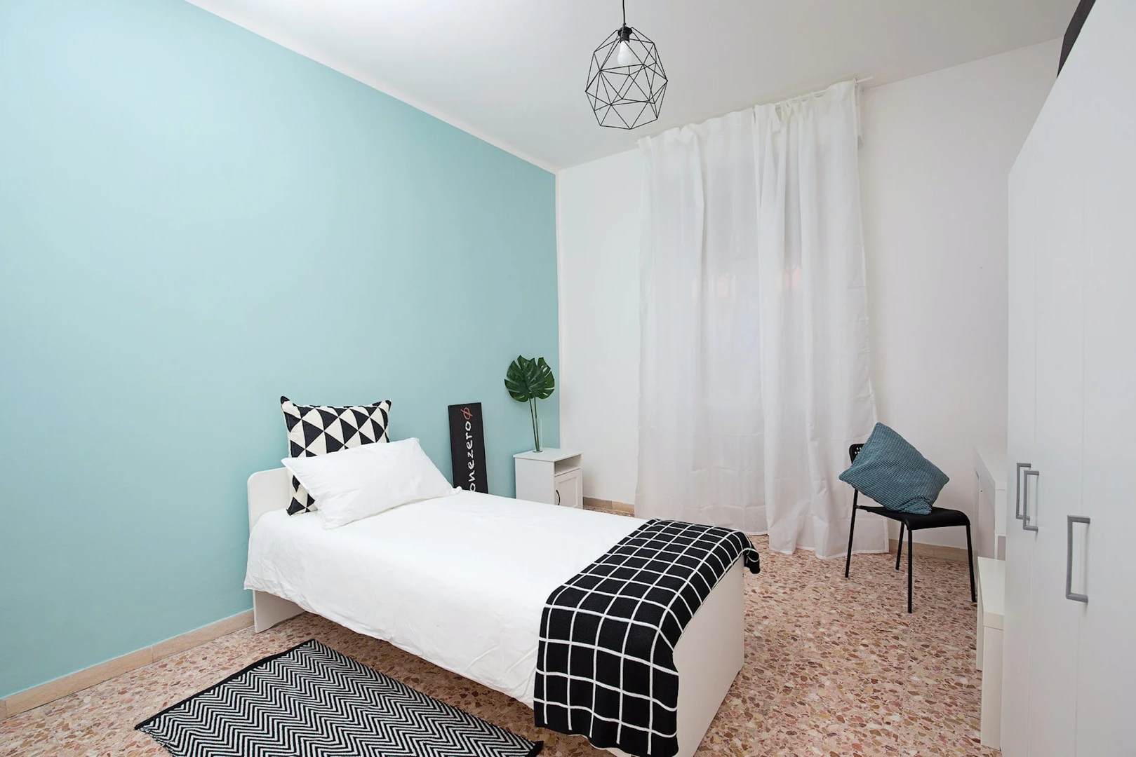 Zimmer mit Doppelbett zu vermieten Rimini