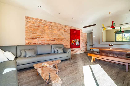 Całe miejsce Av. de Mistral, 28, L'Eixample, 08015 Barcelona, España, obraz 2 20