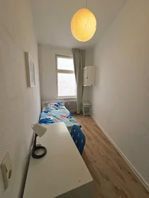 Bright private room in {area}