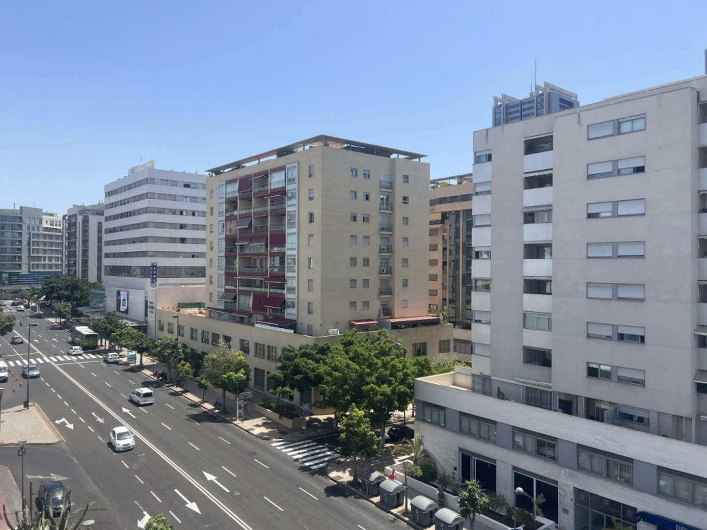 Alojamiento con 3 habitaciones en Santa Cruz De Tenerife