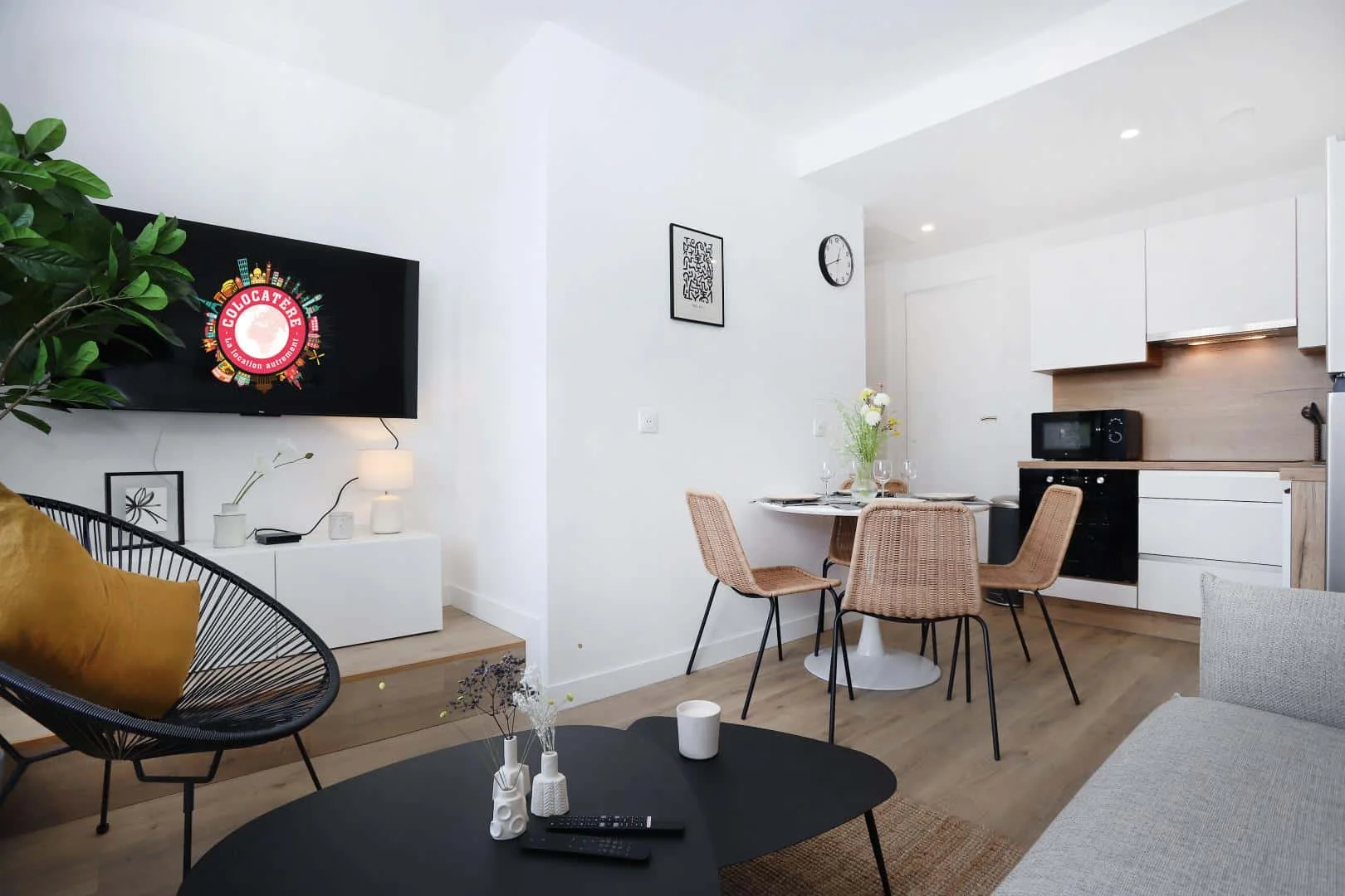 Economical student room with convenient location in