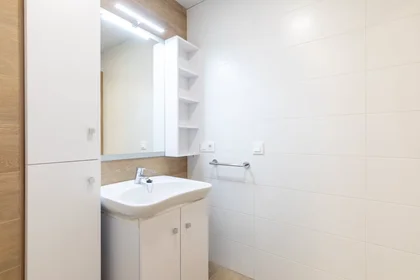 Quarto privado em Carrer Isabel la Catòlica, , imagem 7 de 10