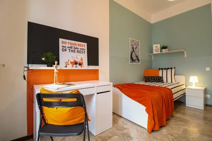 Quarto para alugar num apartamento partilhado em Brescia