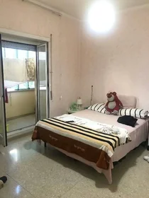 Logement entier à Via Calpurnio Fiamma, Don Bosco, image 6 de 9