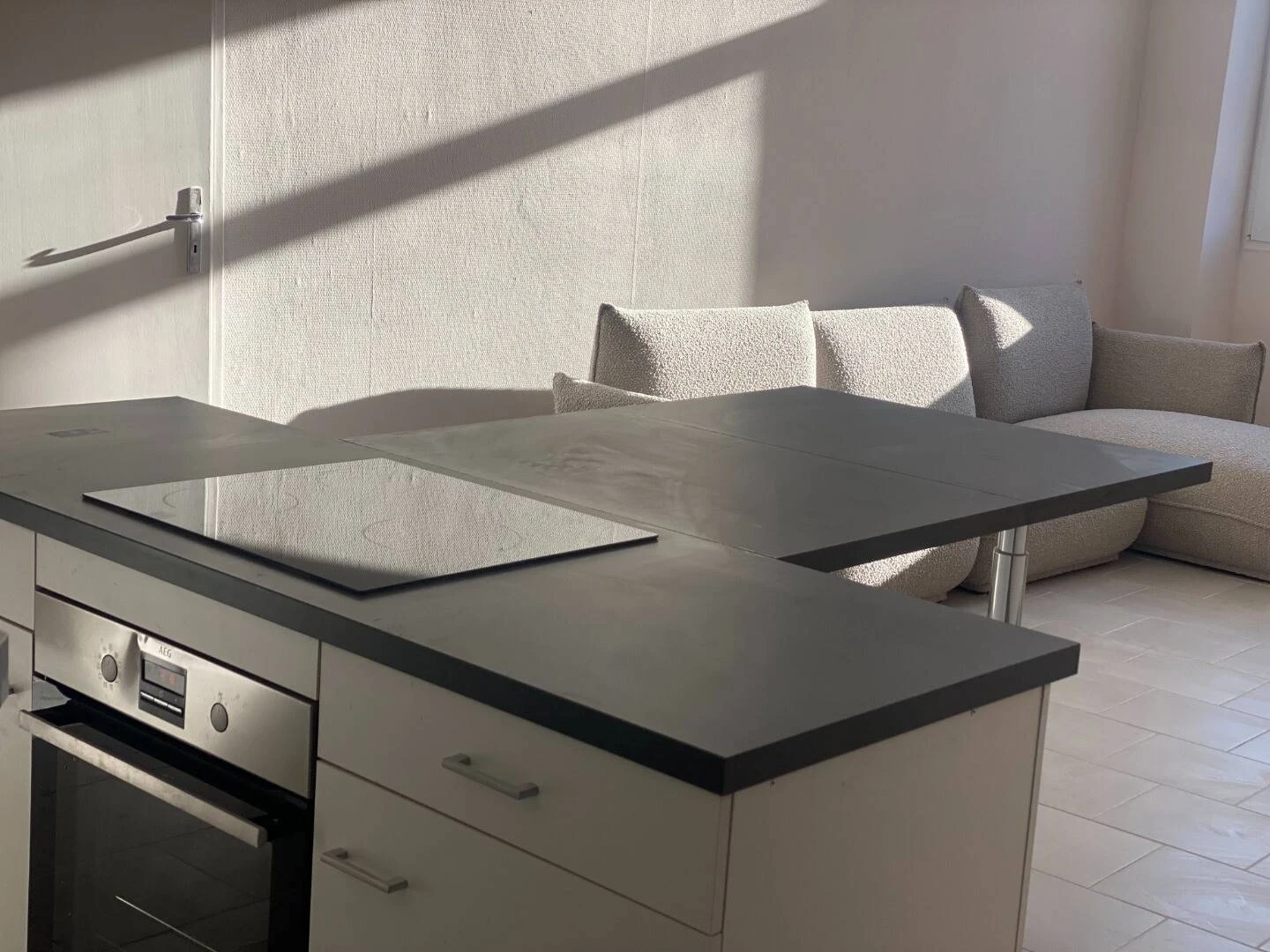 Room for rent in a shared flat in Nîmes