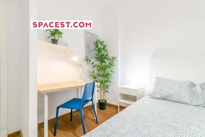 Privatzimmer in der C/ del Rosselló, 220, 08008 Barcelona, Spagna, bild 1 von 11