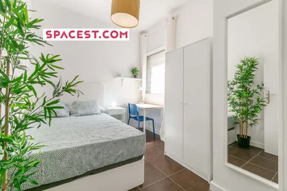 Privatzimmer in der C/ del Rosselló, 220, 08008 Barcelona, Spagna, bild 1 von 11