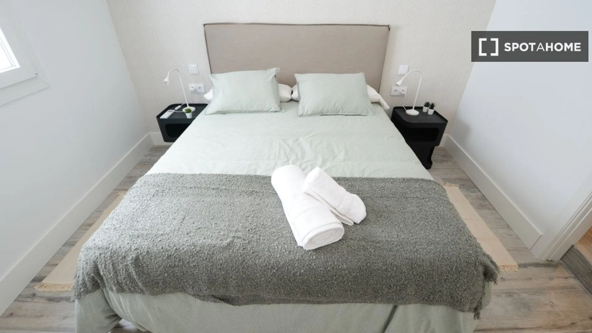 Room for rent with double bed Cádiz